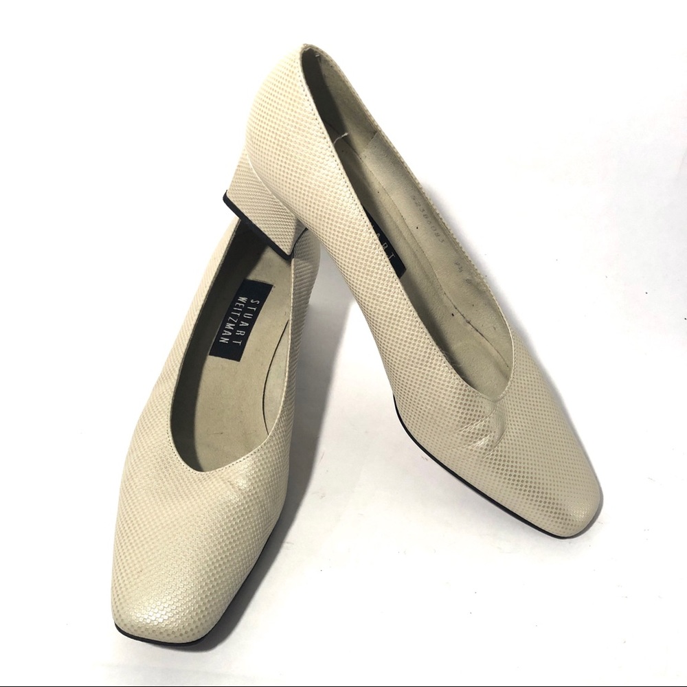 Stuart Weitzman ivory pump heels